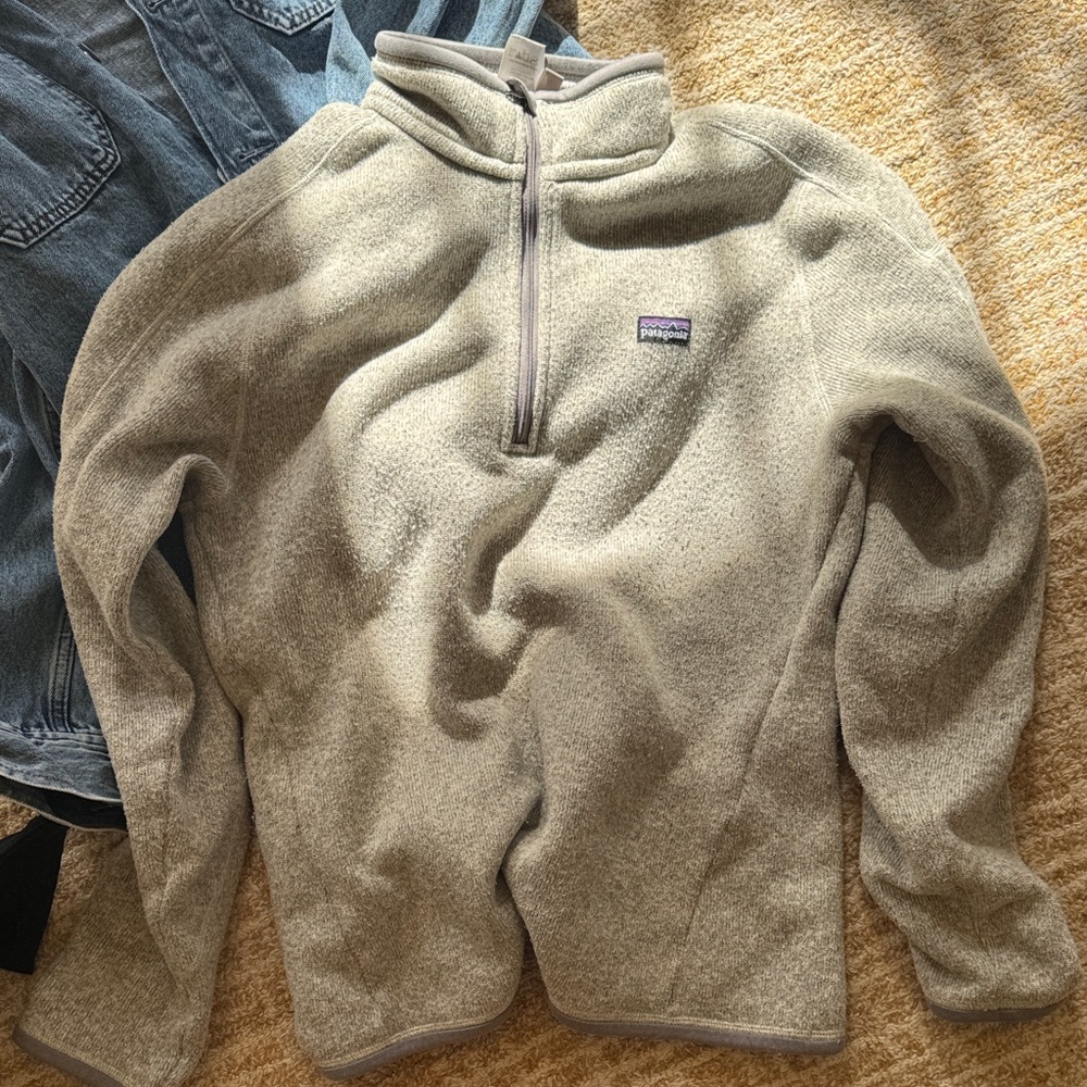 Patagonia Womens Gray Fleece Sweater